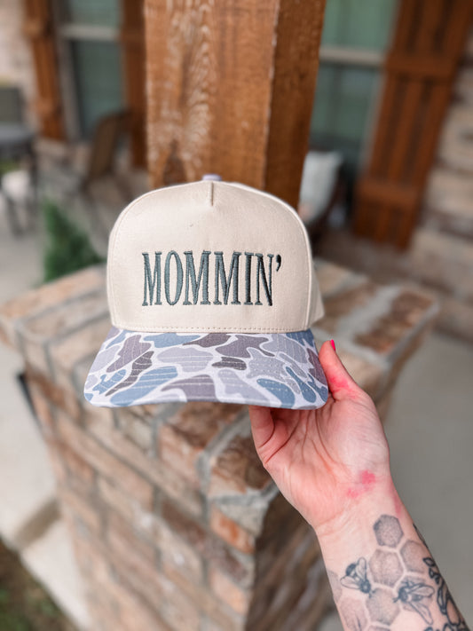 Mommin camo hat