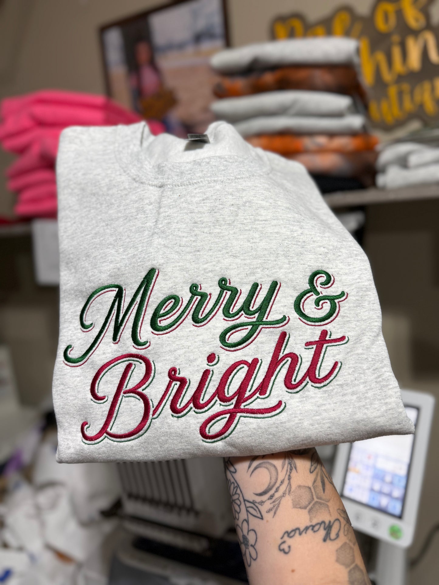 Merry and bright vintage Crew xl