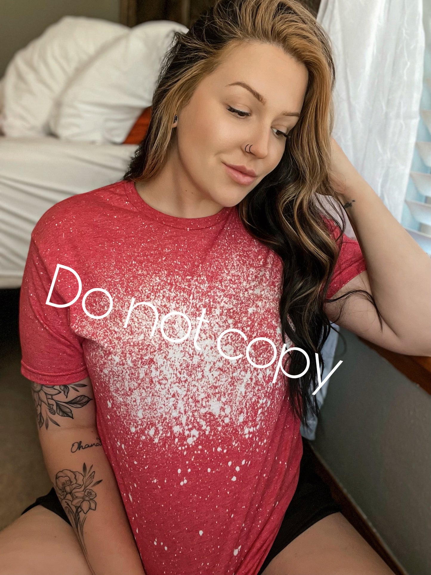 Gildan red bleached mock-up