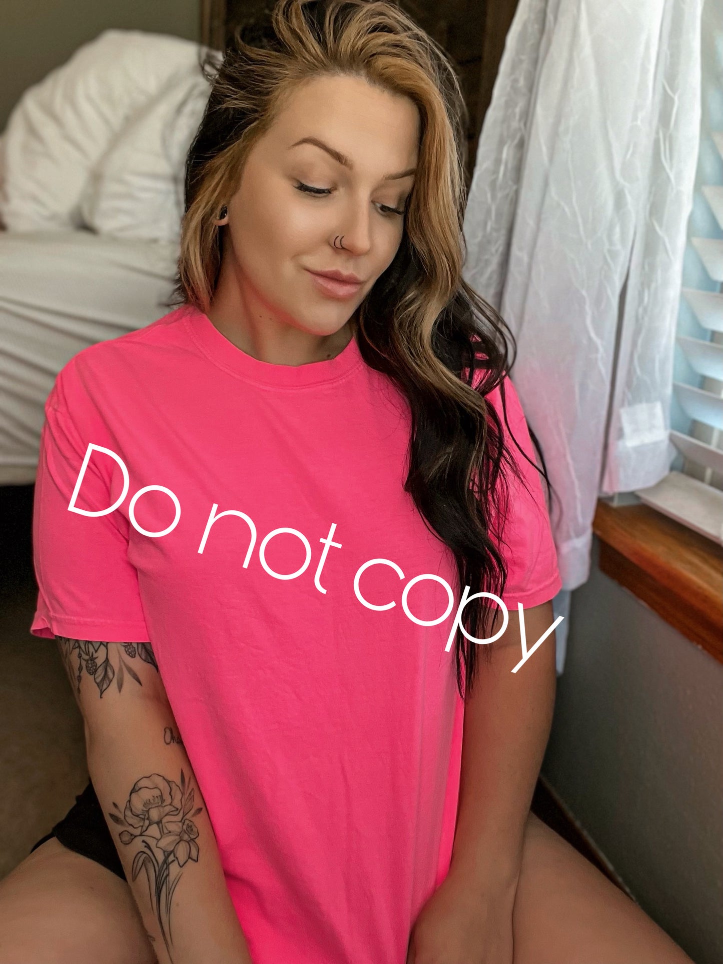 Comfort colors neon pink mock-up