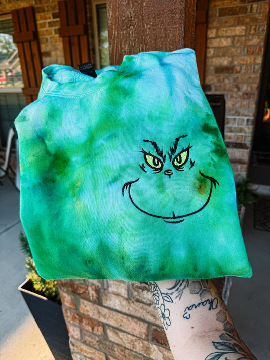 Tie dye green pocket crewneck