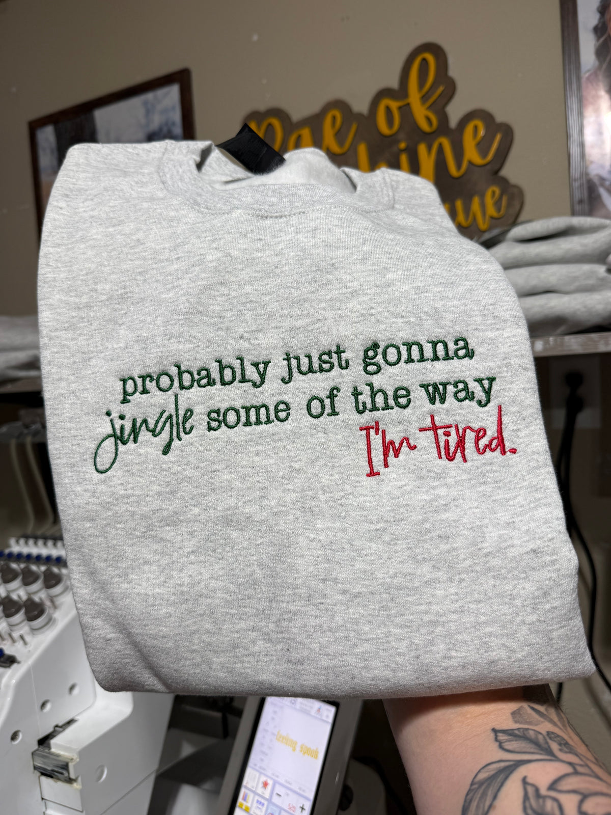 Jingle some of the way crewneck med